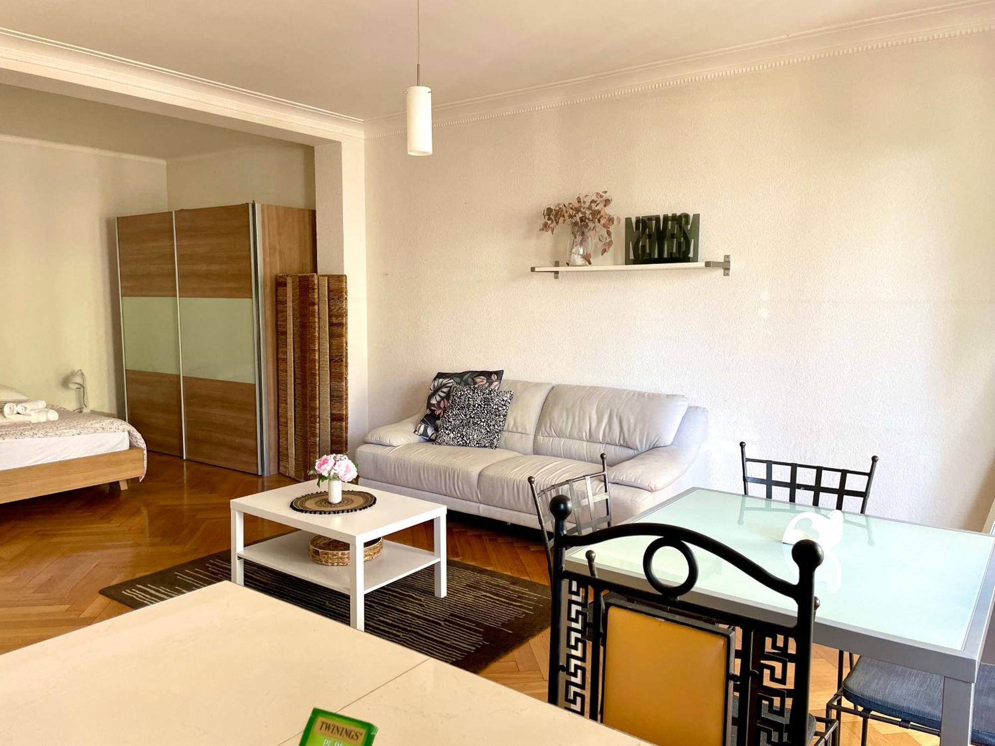 A 9 Minutes A Pied De La Gare De Apartment Lausanne